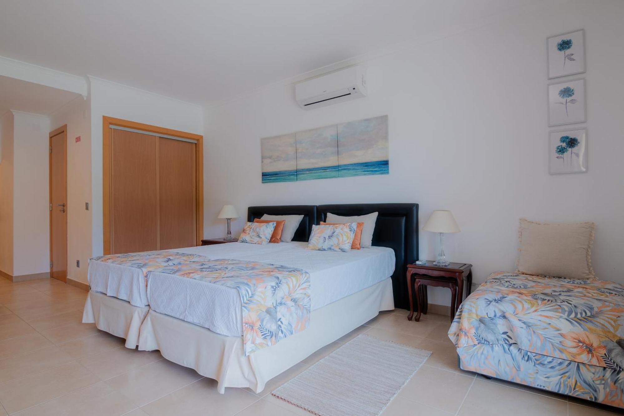 Coastal Retreat With Pool And Beach Access By Drago Rentals อัลบูเฟรา ภายนอก รูปภาพ